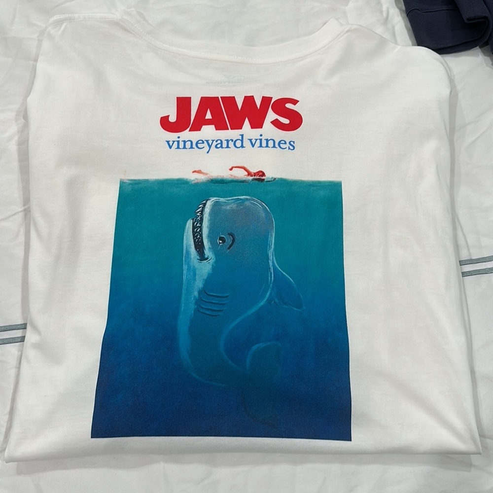 Vineyard vines jaws shirt